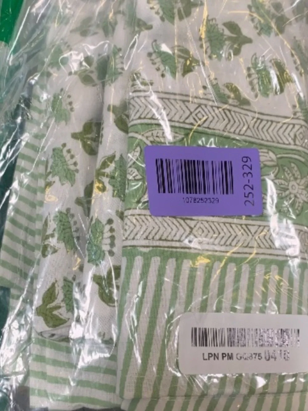 Farmhouse Floral Tablecloth 100% Cotton Rectangular 60x90” GREEN